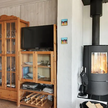 Σπίτι διακοπών Aukusti - 600m From The Sea By Interhome