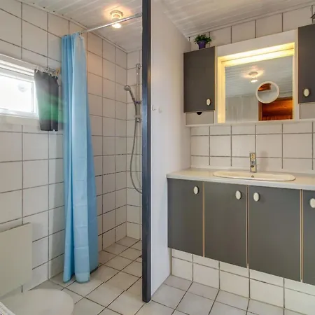 Aukusti - 600m From The Sea By Interhome 度假居 *