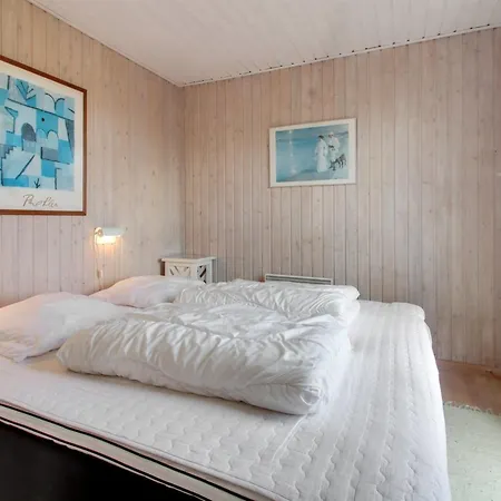 度假居 Aukusti - 600m From The Sea By Interhome *